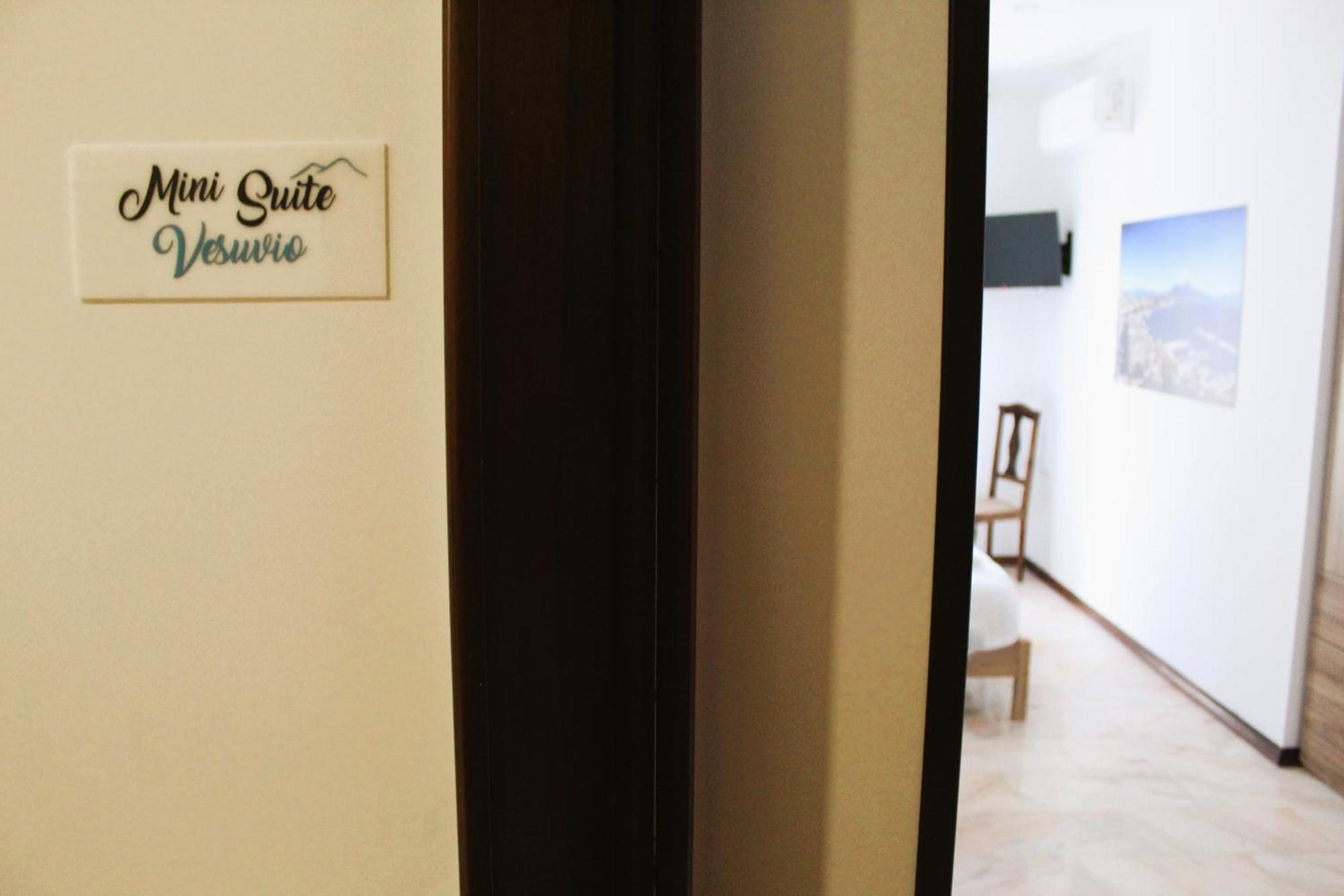 Guest house Punto Felice Riviera - Centro Citta Lungomare Caracciolo *
